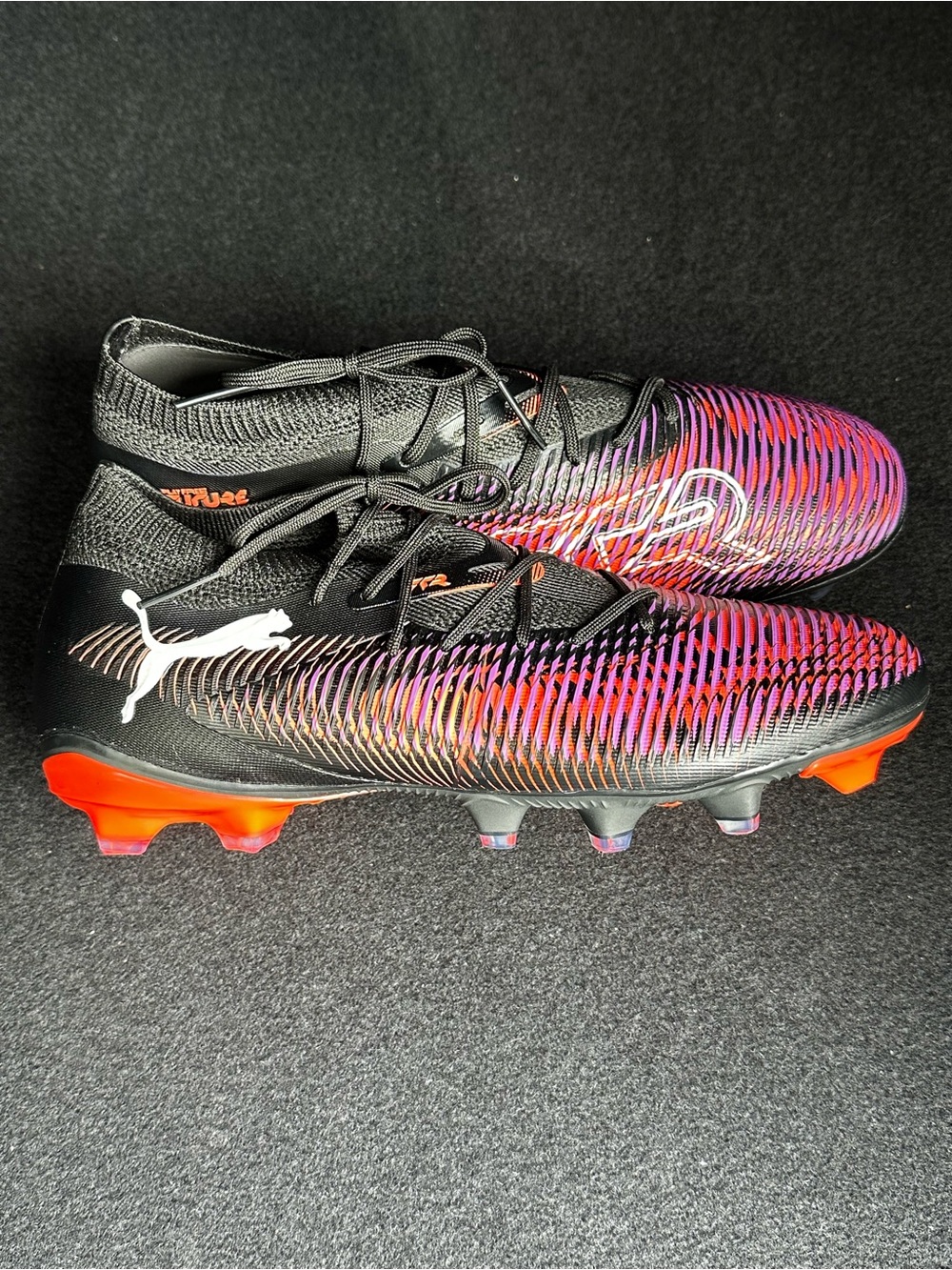 Puma Women’s Future 8 Match Soccer Boots Cleats, size 9.